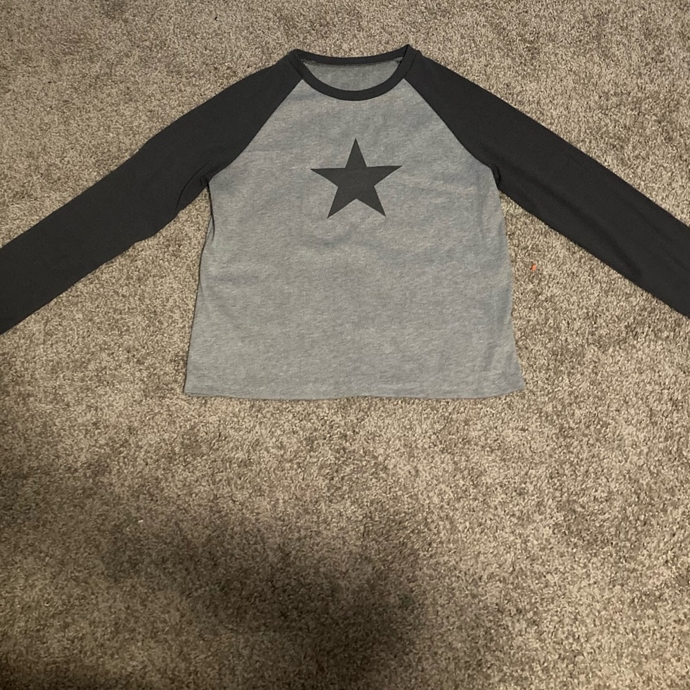 Gray Star Raglan Shirt